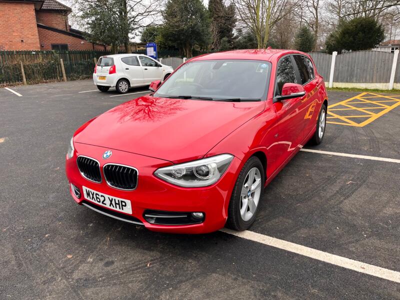 BMW 1 SERIES