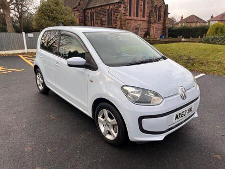 VOLKSWAGEN UP 1.0 High up!