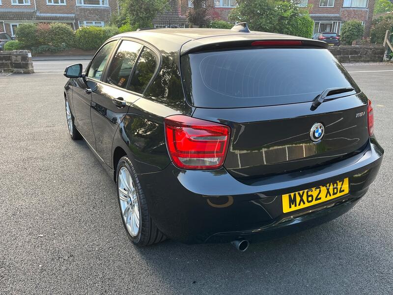 BMW 1 SERIES