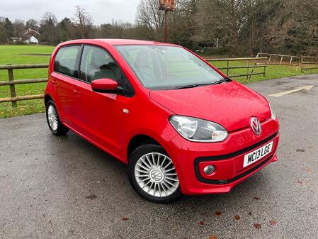 VOLKSWAGEN UP 1.0 High up!