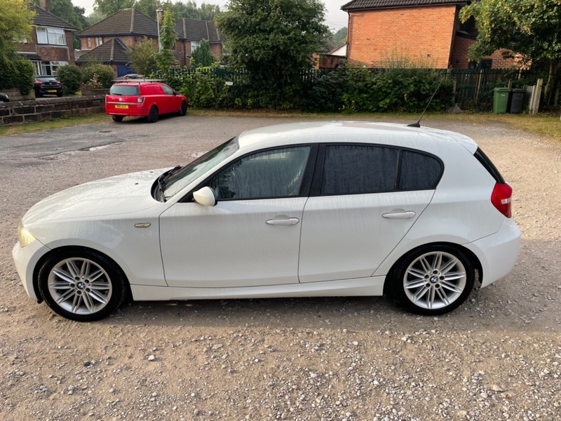 BMW 1 SERIES