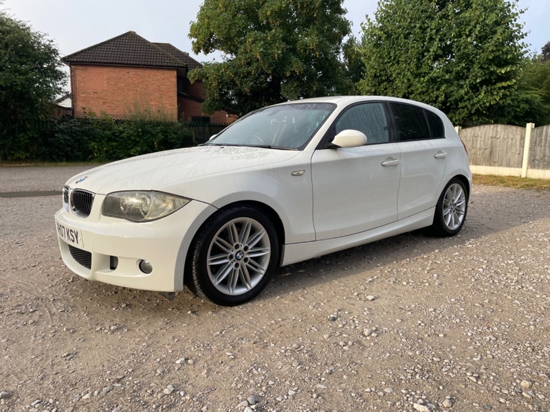 BMW 1 SERIES