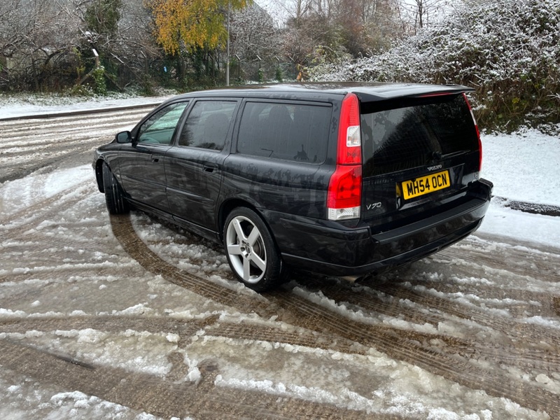 VOLVO V70