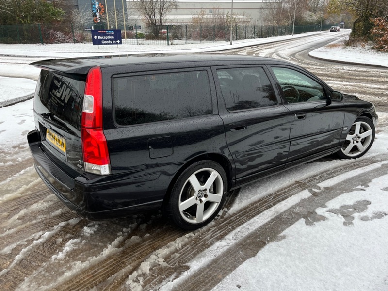 VOLVO V70