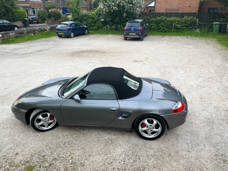 PORSCHE BOXSTER