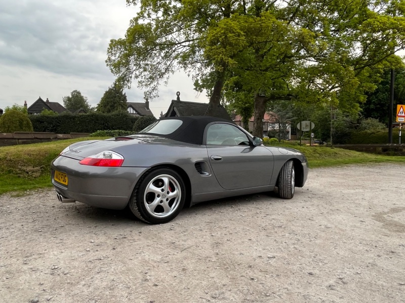 PORSCHE BOXSTER