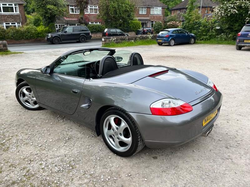 PORSCHE BOXSTER