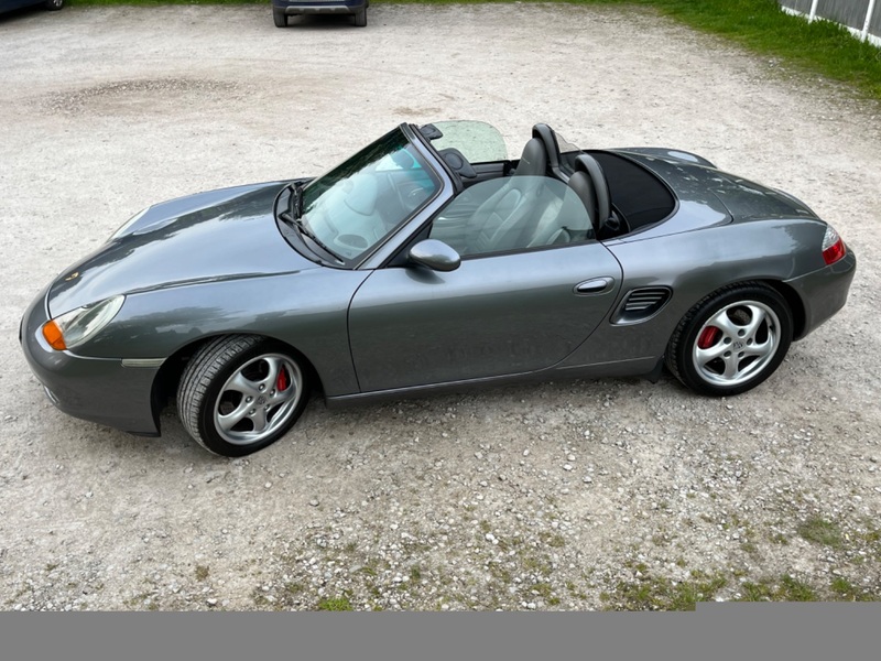 PORSCHE BOXSTER