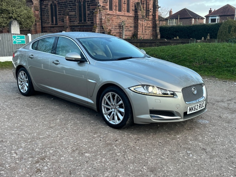 JAGUAR XF