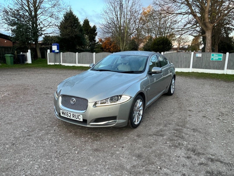 JAGUAR XF